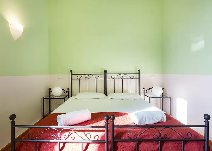 Domus Sessoriana 3*