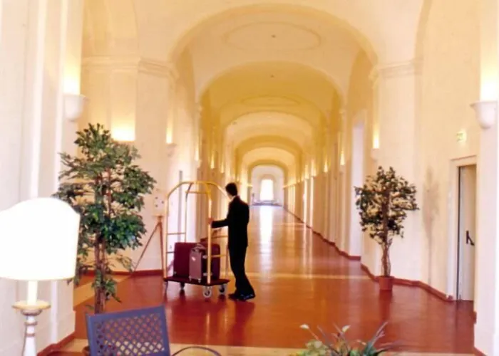 فندق مبيت وإفطار Domus Sessoriana 3*