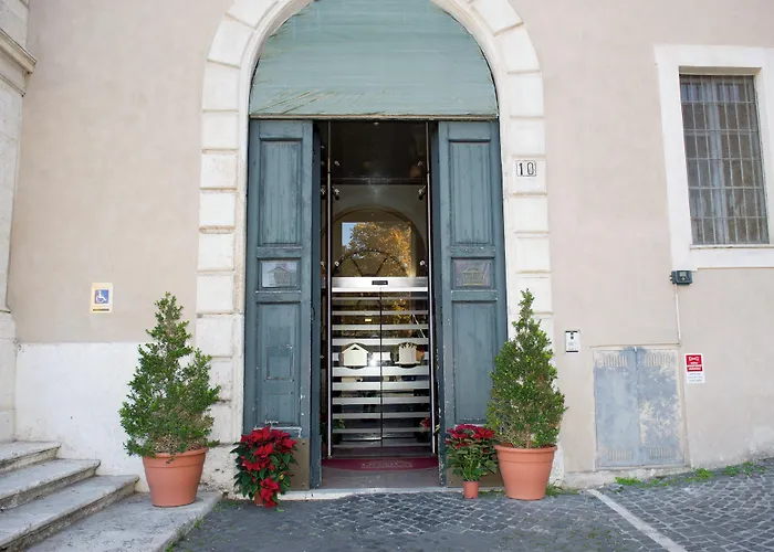 Domus Sessoriana فندق مبيت وإفطار روما