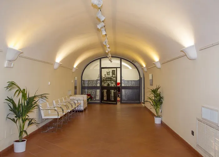 فندق مبيت وإفطار Domus Sessoriana 3*