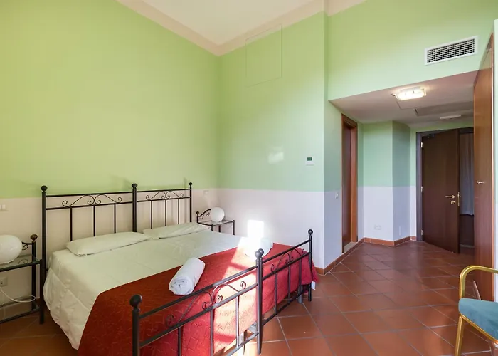 فندق مبيت وإفطار Domus Sessoriana روما