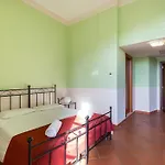Bed and Breakfast Domus Sessoriana Ρώμη