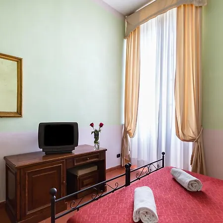 Domus Sessoriana Couette-café 3*