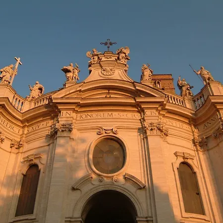 Domus Sessoriana Bed & Breakfast Rom