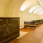 Domus Sessoriana לינה וארוחת בוקר רומא