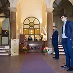 Domus Sessoriana 3*