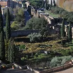 לינה וארוחת בוקר Domus Sessoriana