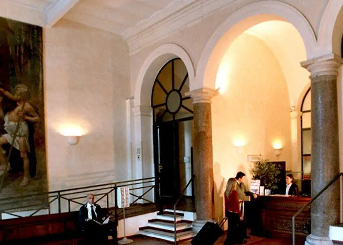 Domus Sessoriana Отель типа 