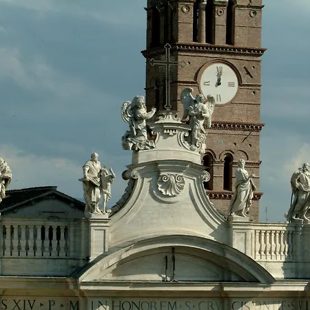 Domus Sessoriana 3* Rom