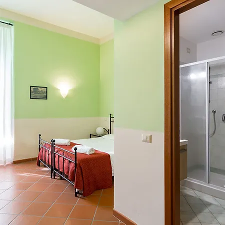 Frühstückspension Domus Sessoriana 3*