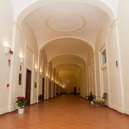 Frühstückspension Domus Sessoriana 3*